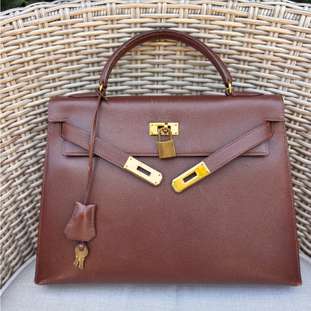 Authentic HERMES KELLY 32 gold brown courchevel leather bag
